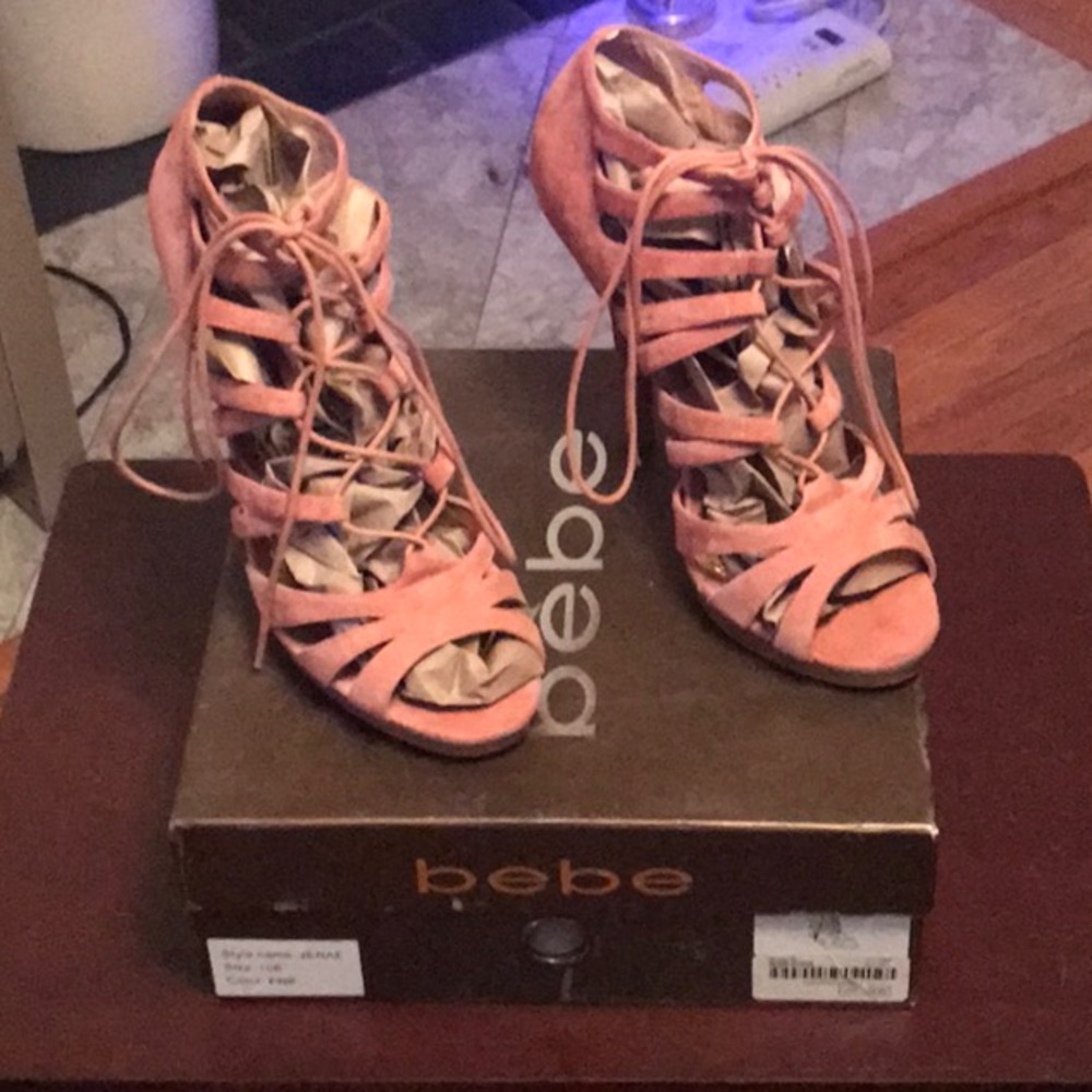bebe size 10 pink suede shoe